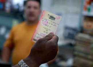 Record Mega Millions Jackpot Reaches $1 Billion for Christmas Eve record-mega-millions-jackpot-reaches-1-billion-for-christmas-eve