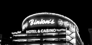 Four Queens Casino Fremont Street Las Vegas NV: Discover Hidden Gems