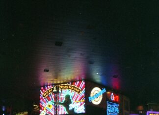 Harrah’s In Las Vegas Nevada: Discover Hidden Gems And Thrills