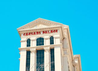 Caesars Palace Hotel & Casino Las Vegas: Uncover Luxury Awaits