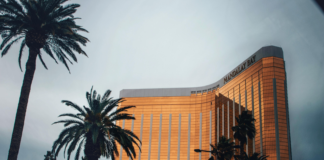 Mandalay Bay Resort & Casino Las Vegas Nevada: Discover Ultimate Luxury