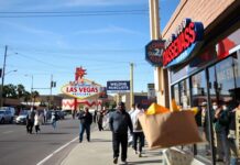 Las Vegas Community Comes Together to Support Local Businesses Amidst Economic Challenges The Las Vegas community unites to support local businesses amidst economic challenges.